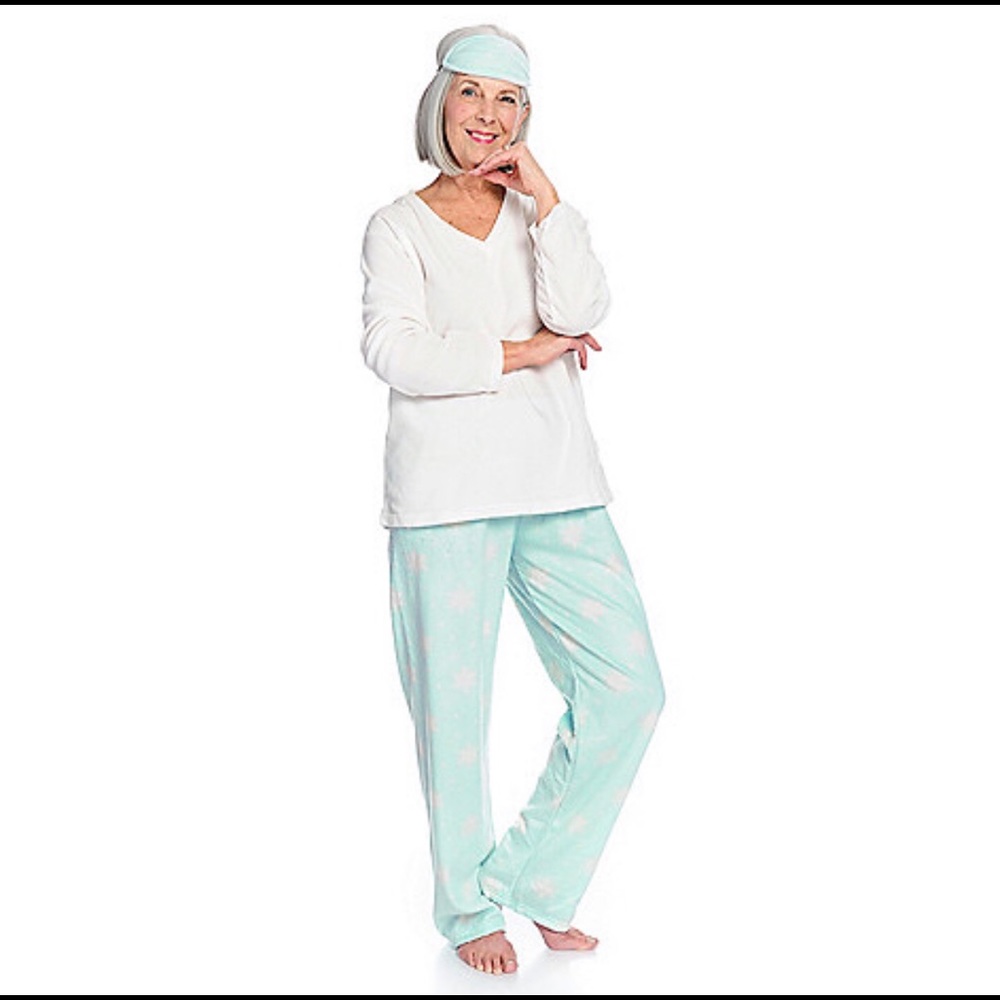 Harve Benard 3-Piece Fleece PJSet & Sleep Mask